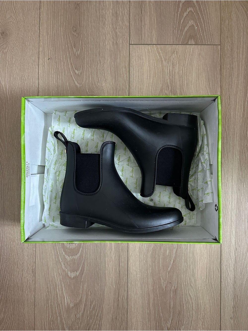 Sam Edelman Size 5 Black Chelsea Rain Boots - Slip-On Waterproof Ankle Boots